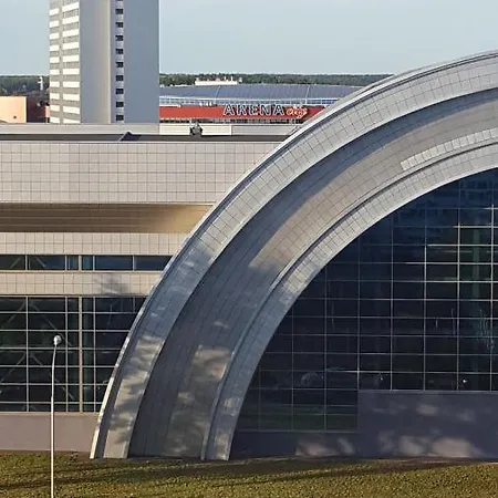 Апартаменти Minsk-arena Raduzhnaya, 11 *